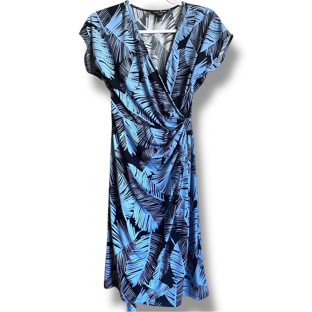 Maggy London Odette Blue Palm Tree Leaf Full Wrap VNeck Midi Short Sleeve Dress